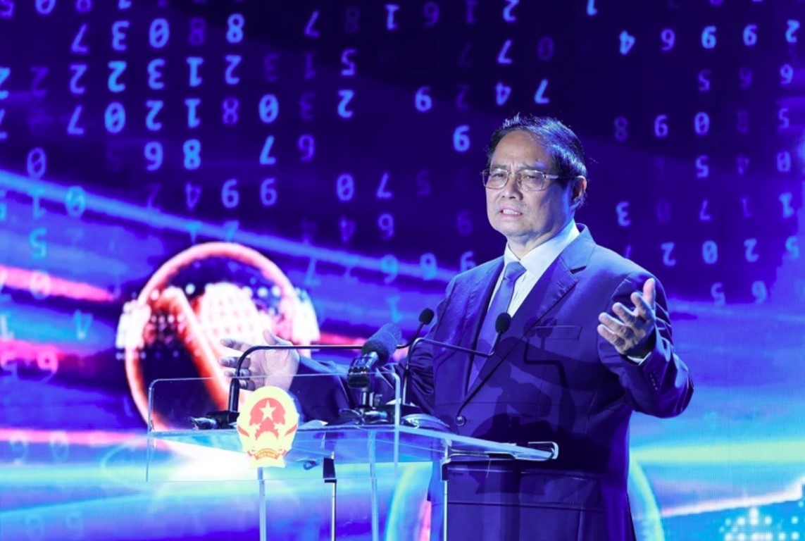 PM urges banking sector to drive digital transformation